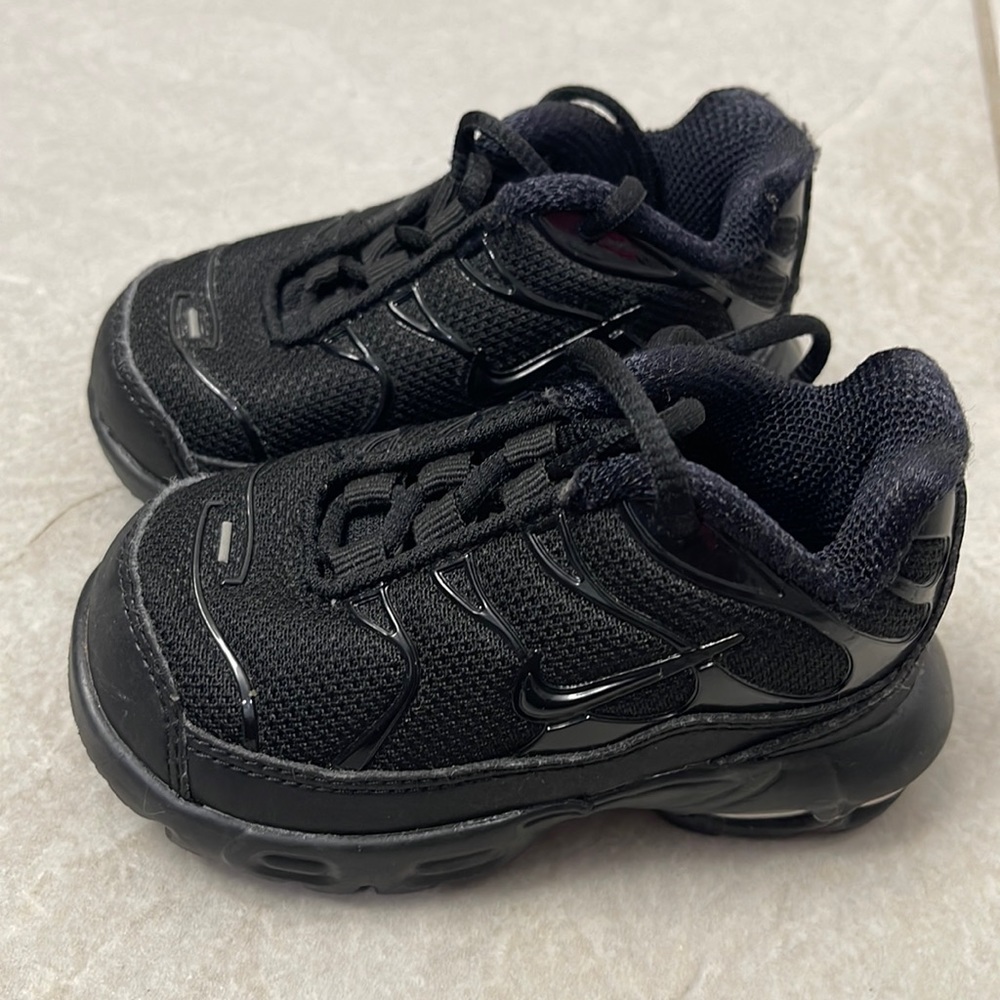 Baby Air Max - Black Size 4c